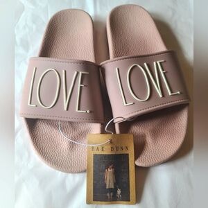 NWT RAE DUNN SANDALS SIZE 8